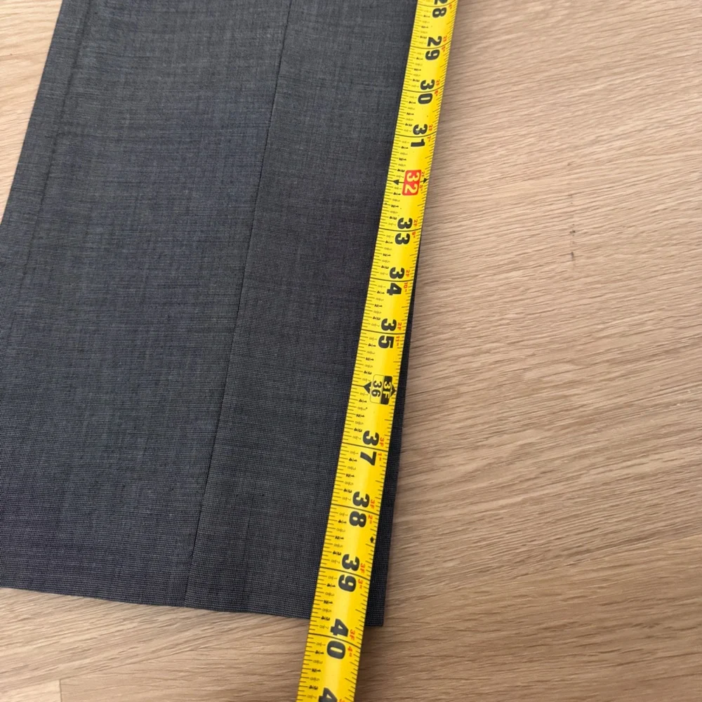 Zara Men's Charcoal Suit 2 piece Jacket and trousers